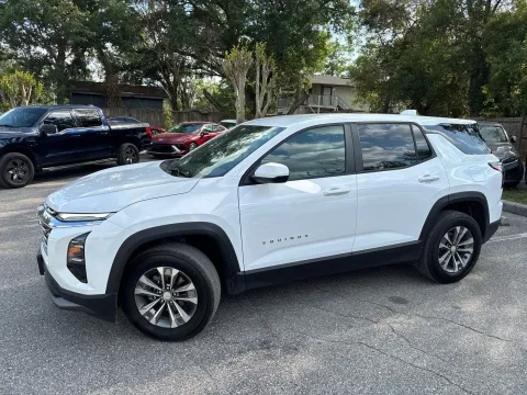 Another view of 2025 Chevrolet Equinox FWD LT for sale in Seffner, FL at Evo Motors