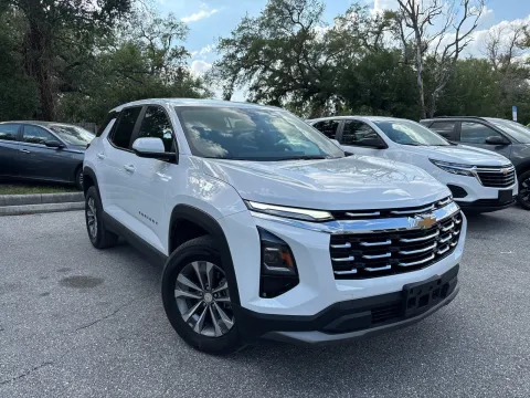 More photos of 2025 Chevrolet Equinox FWD LT at Evo Motors, FL