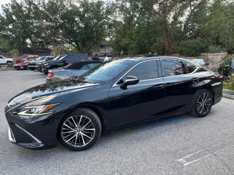 Another view of 2022 Lexus ES 350 W/PREMIUM & NAVI PKG. PANO SUNROOF. BIG DISPLAY for sale in Seffner, FL at Evo Motors