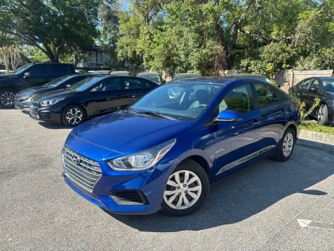 Photos of 2021 Hyundai Accent SE for sale in Seffner, FL at Evo Motors