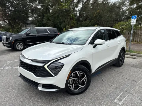 Photos of 2024 Kia Sportage LX for sale in Seffner, FL at Evo Motors