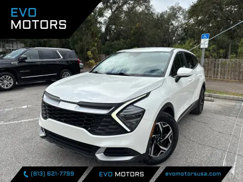 White 2024 Kia Sportage LX for sale in Seffner, FL