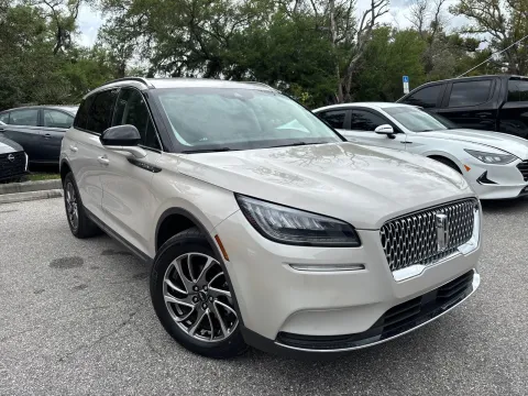 More photos of 2022 Lincoln Corsair Standard at Evo Motors, FL