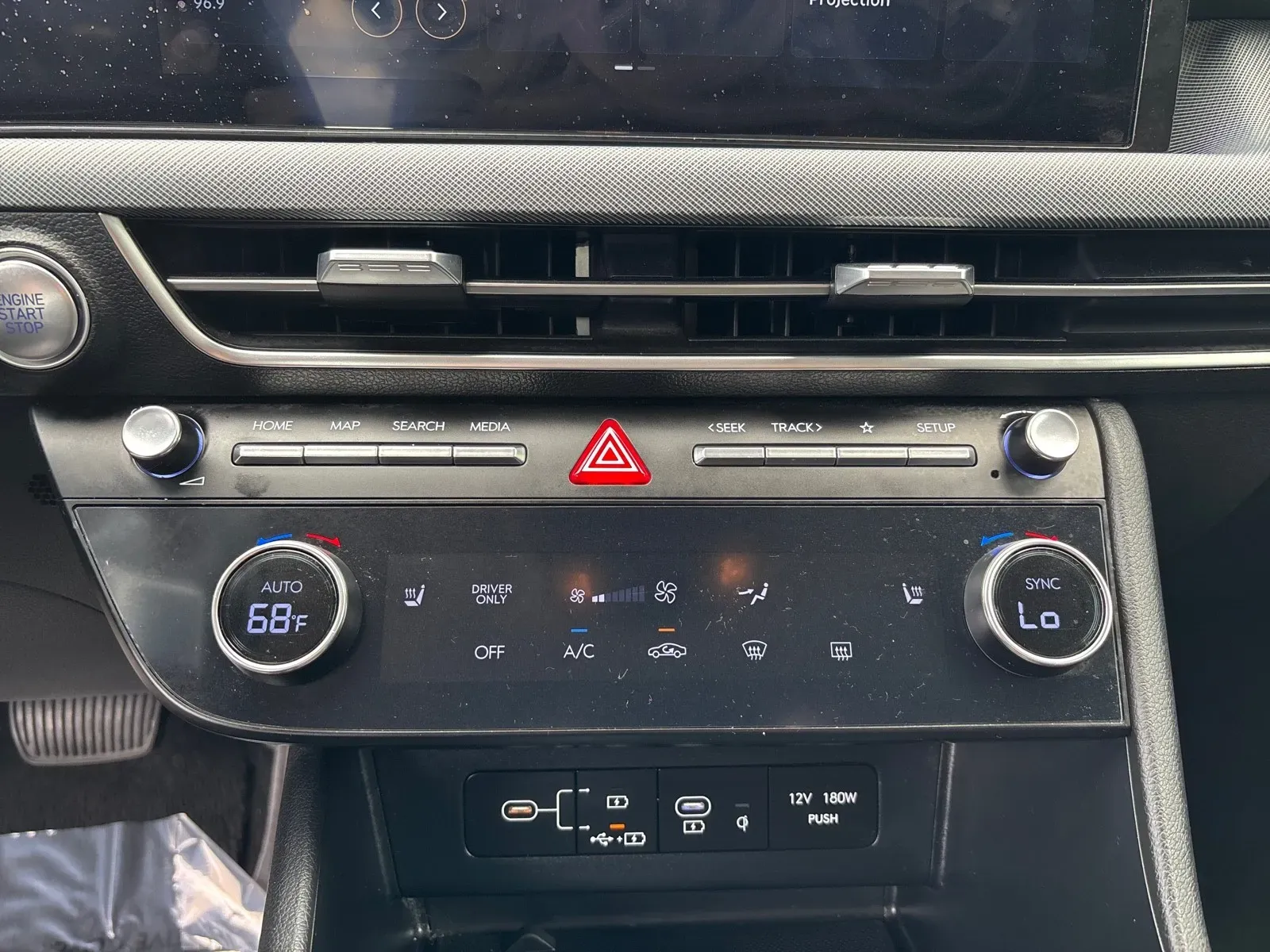 2025 Hyundai Sonata Hybrid SEL - Photo 19