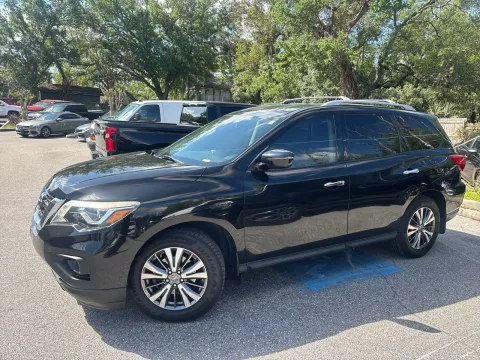 Another view of 2018 Nissan Pathfinder S for sale in Seffner, FL at Evo Motors