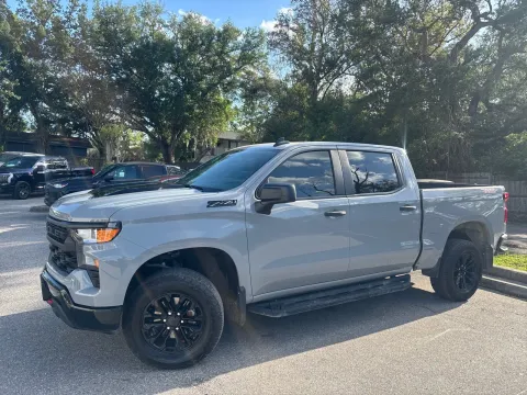 Another view of 2025 Chevrolet Silverado 1500 Custom Trail Boss CREW CAB 4X4 V8 for sale in Seffner, FL at Evo Motors