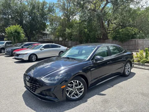 Photos of 2023 Hyundai Sonata SEL for sale in Seffner, FL at Evo Motors