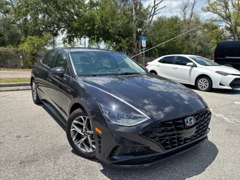 More photos of 2023 Hyundai Sonata SEL at Evo Motors, FL