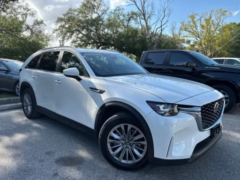 More photos of 2025 Mazda CX-90 Select Package at Evo Motors, FL