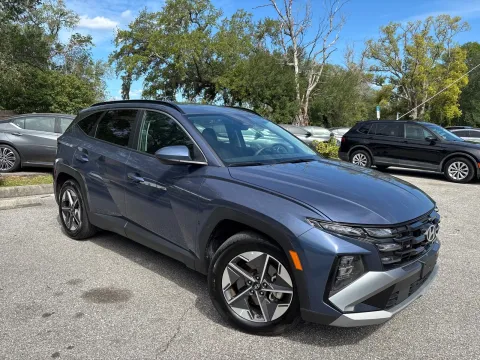 More photos of 2025 Hyundai Tucson SEL at Evo Motors, FL