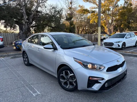 More photos of 2020 Kia Forte LXS at Evo Motors, FL