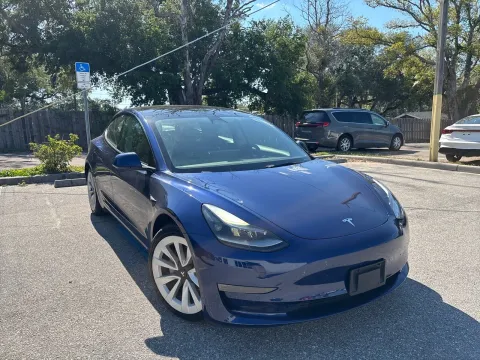 More photos of 2022 Tesla Model 3 Long Range at Evo Motors, FL