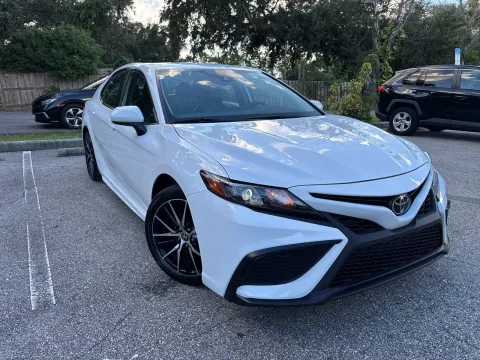 More photos of 2024 Toyota Camry SE at Evo Motors, FL