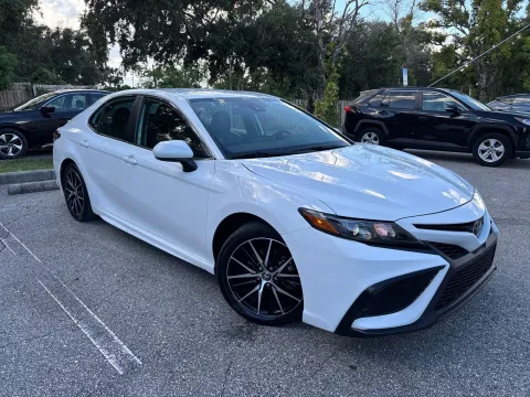 More photos of 2024 Toyota Camry SE at Evo Motors, FL