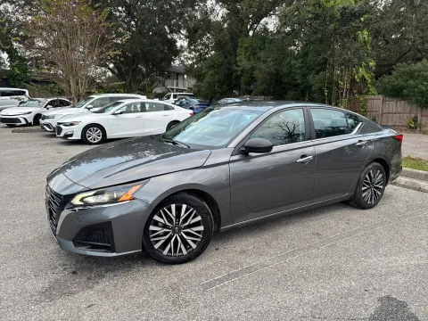 Another view of 2025 Nissan Altima SV for sale in Seffner, FL at Evo Motors