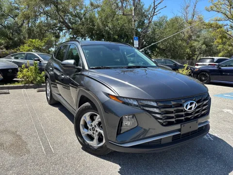 More photos of 2024 Hyundai Tucson SEL at Evo Motors, FL