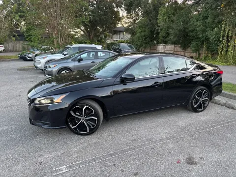 Another view of 2025 Nissan Altima SR AWD for sale in Seffner, FL at Evo Motors