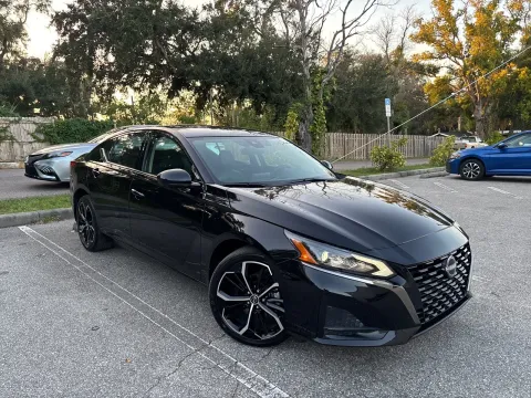 More photos of 2025 Nissan Altima SR AWD at Evo Motors, FL