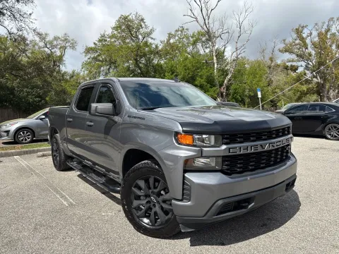 More photos of 2019 Chevrolet Silverado 1500 Custom Crew Cab V8 W/20IN WHEELS at Evo Motors, FL