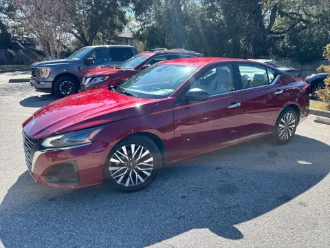 Another view of 2025 Nissan Altima SV for sale in Seffner, FL at Evo Motors