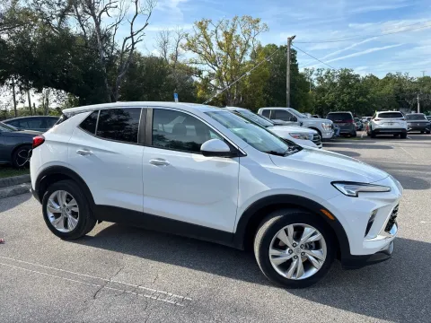 More photos of 2025 Buick Encore GX Preferred at Evo Motors, FL