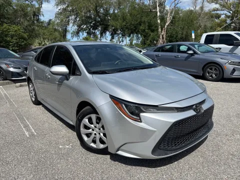 More photos of 2021 Toyota Corolla LE at Evo Motors, FL