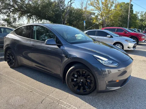 More photos of 2021 Tesla Model Y Long Range at Evo Motors, FL