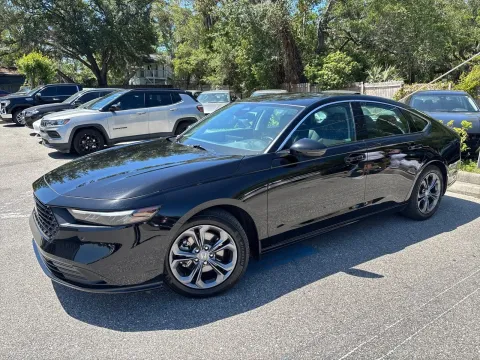 Photos of 2025 Honda Accord Hybrid EX-L for sale in Seffner, FL at Evo Motors