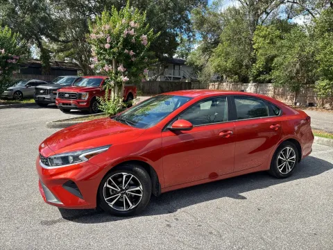 Another view of 2022 Kia Forte LXS for sale in Seffner, FL at Evo Motors