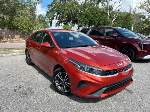 More photos of 2022 Kia Forte LXS at Evo Motors, FL
