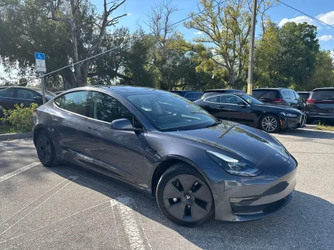 More photos of 2023 Tesla Model 3 Standard Range at Evo Motors, FL
