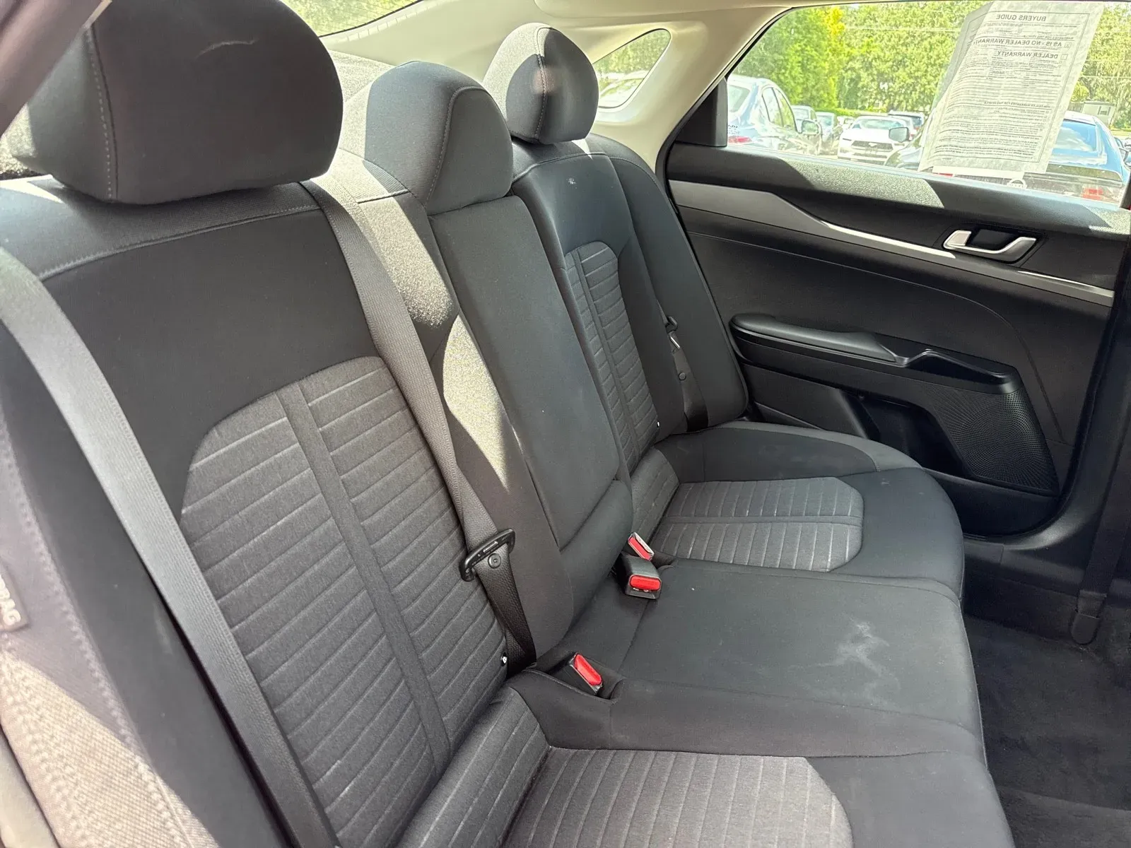 2025 Kia K5 LXS - Photo 14