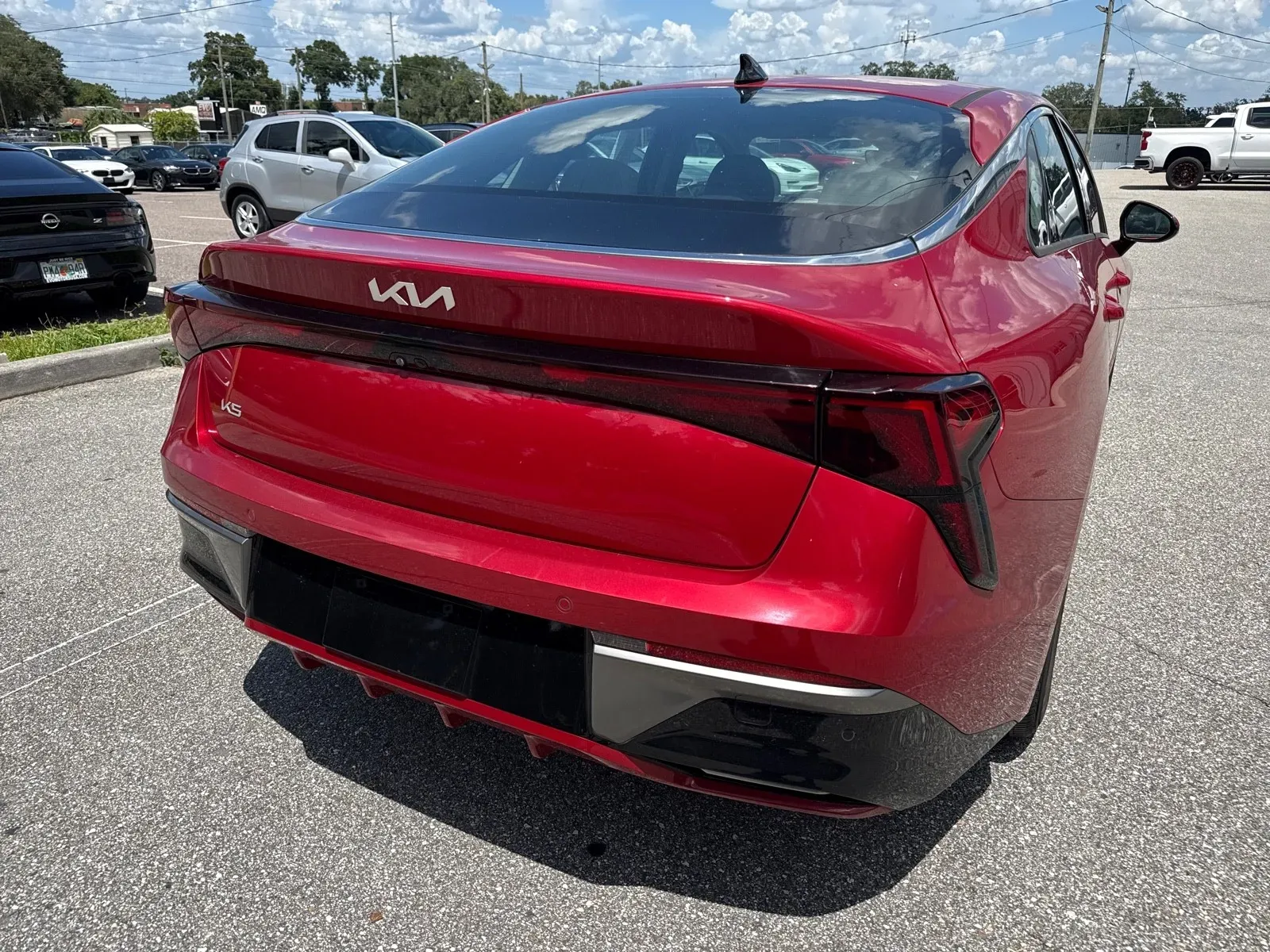 2025 Kia K5 LXS - Photo 8
