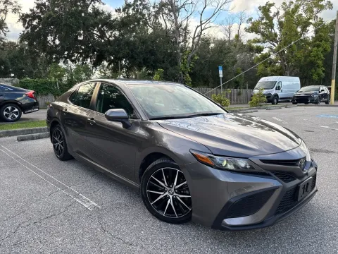 More photos of 2024 Toyota Camry SE at Evo Motors, FL