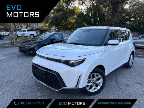 White 2024 Kia Soul LX for sale in Seffner, FL