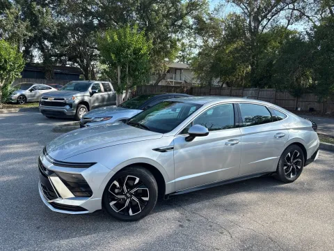 Another view of 2024 Hyundai Sonata SEL for sale in Seffner, FL at Evo Motors