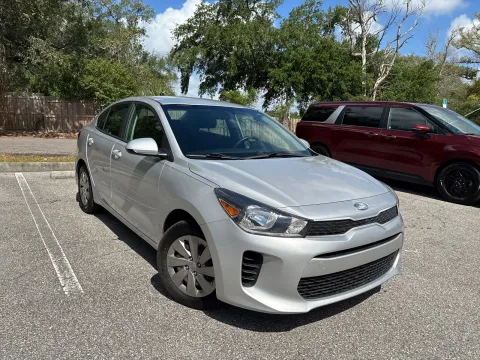 More photos of 2019 Kia Rio LX at Evo Motors, FL