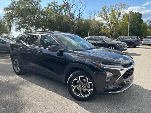 More photos of 2025 Chevrolet Trax LT at Evo Motors, FL