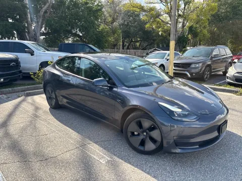 More photos of 2023 Tesla Model 3 Standard Range at Evo Motors, FL