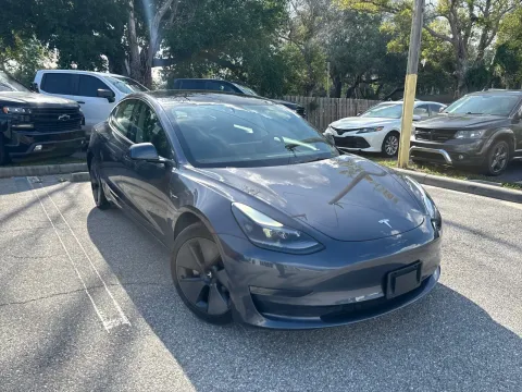 More photos of 2023 Tesla Model 3 Standard Range at Evo Motors, FL