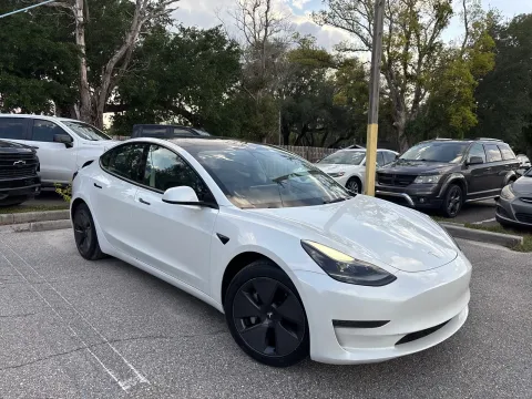 More photos of 2023 Tesla Model 3 Standard Range at Evo Motors, FL