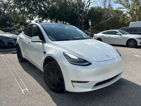 More photos of 2021 Tesla Model Y Long Range at Evo Motors, FL