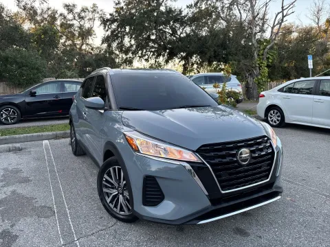 More photos of 2021 Nissan Kicks SV at Evo Motors, FL