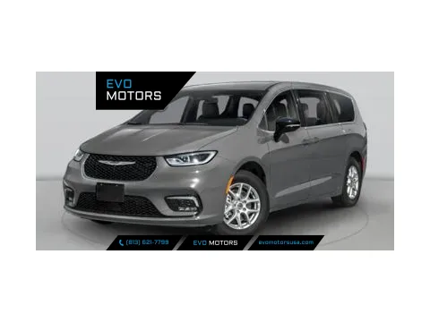 Gray 2025 Chrysler Pacifica Select for sale in Seffner, FL