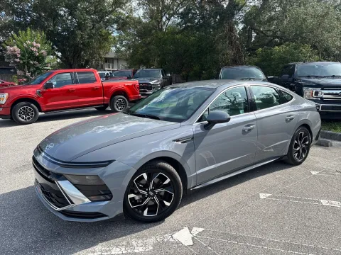 Photos of 2024 Hyundai Sonata SEL for sale in Seffner, FL at Evo Motors