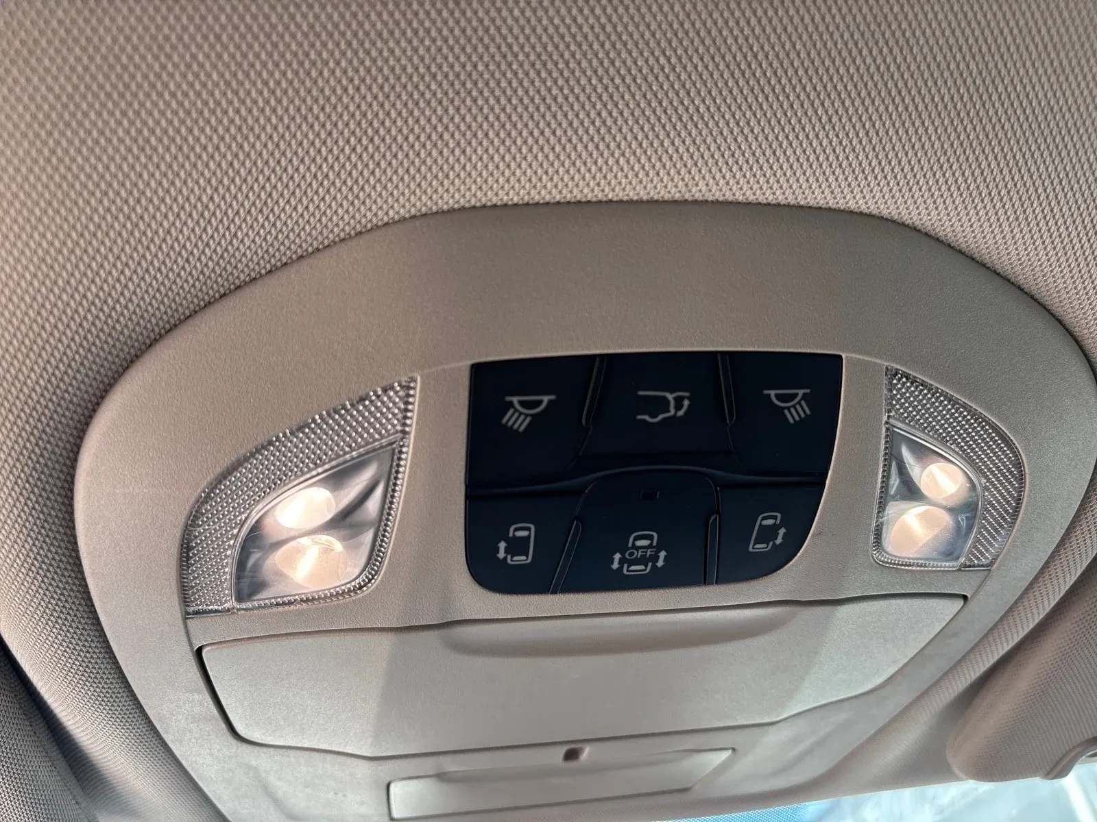 2024 Chrysler Pacifica Touring L - Photo 24