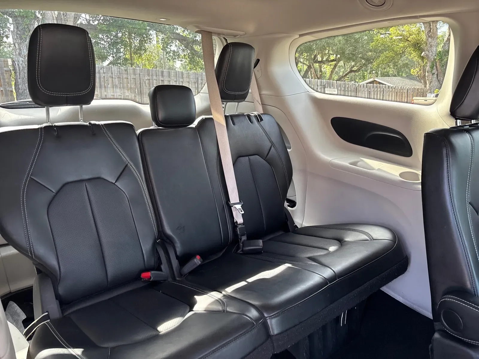 2024 Chrysler Pacifica Touring L - Photo 14