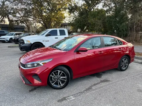 Another view of 2023 Kia Forte LXS for sale in Seffner, FL at Evo Motors