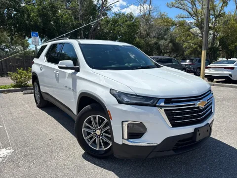 More photos of 2023 Chevrolet Traverse LT Cloth at Evo Motors, FL
