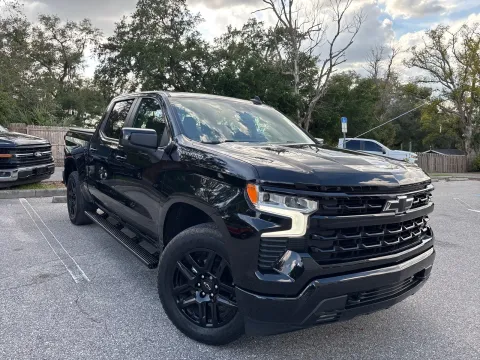 More photos of 2022 Chevrolet Silverado 1500 RST Crew Cab 4X4 V8 at Evo Motors, FL